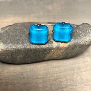 Beautiful gem stone earring